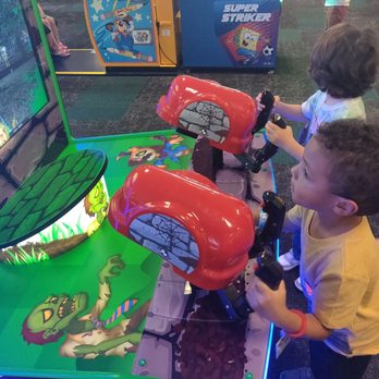 Chuck E. Cheese - Pizza Near Me - Jacksonville, Florida