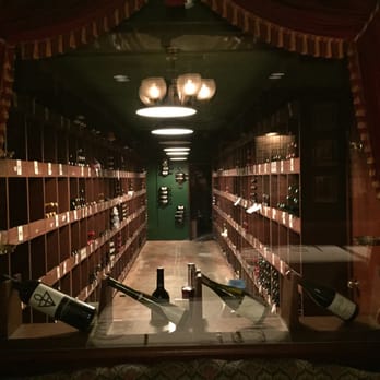 Pacific Dining Car - Wine room - Steakhouses Near Me - Los Angeles, California Pacific Dining Car - Wine room - Steakhouses Near Me - Los Angeles, California
