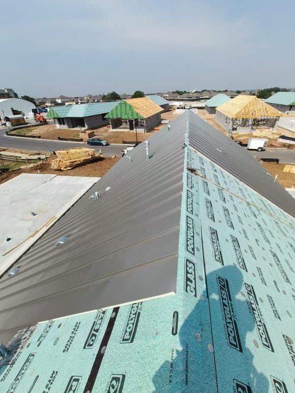 Slide of Salazar & Sons Roofing