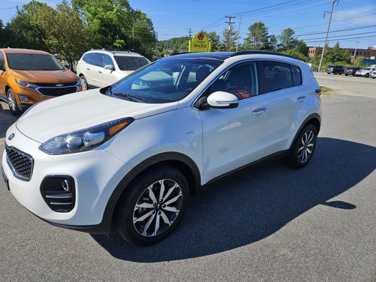 MERLIN MOTORS - Updated March 2025 - 70 Photos & 22 Reviews - 136