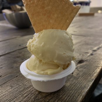 Caravaggio Gelato Lab - vegan passionfruit - Gelato Near Me - Berkeley, California Caravaggio Gelato Lab - vegan passionfruit - Gelato Near Me - Berkeley, California