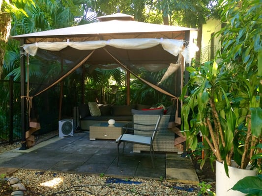 South Pacific BnB Clifton Beach, Cairns Queensland by null