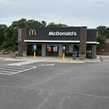 McDonald's - Fast Food Near Me - Shively, Kentucky McDonald's - Fast Food Near Me - Shively, Kentucky