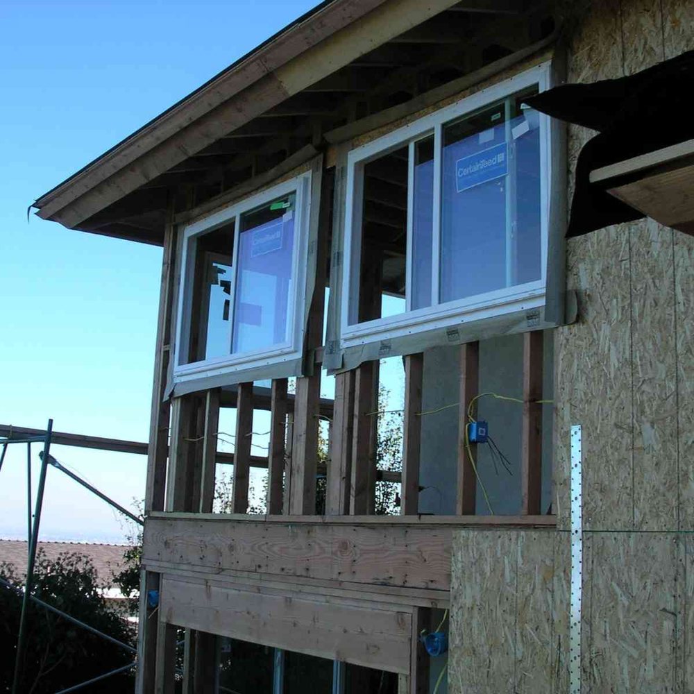 Slide of New Wave Design & Build