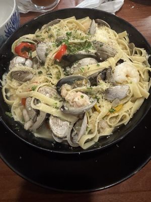 Sharks Seafood Bar & Steamer Co. by null