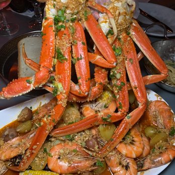 Bootleg Special - Seafood boil with king crab and shrimp - Cajun/Creole Near Me - Boston, Massachusetts Bootleg Special - Seafood boil with king crab and shrimp - Cajun/Creole Near Me - Boston, Massachusetts
