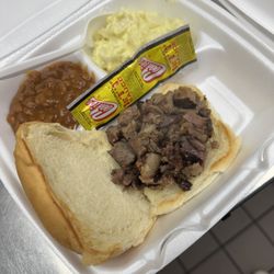 B & G Milkyway - Beef Brisket Picnic Basket.
