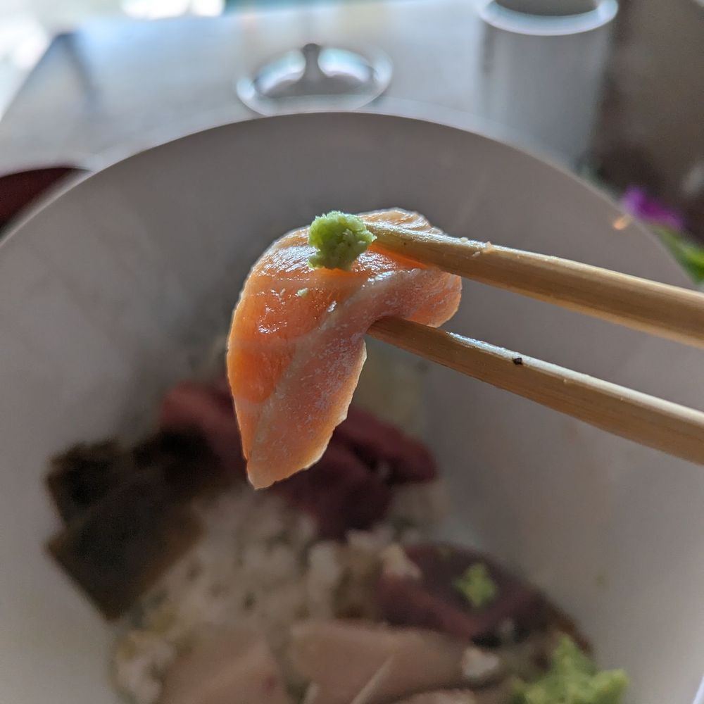 Toshi Sushi - The perfect chirashi - Japanese Near Me - Gardena, California Toshi Sushi - The perfect chirashi - Japanese Near Me - Gardena, California