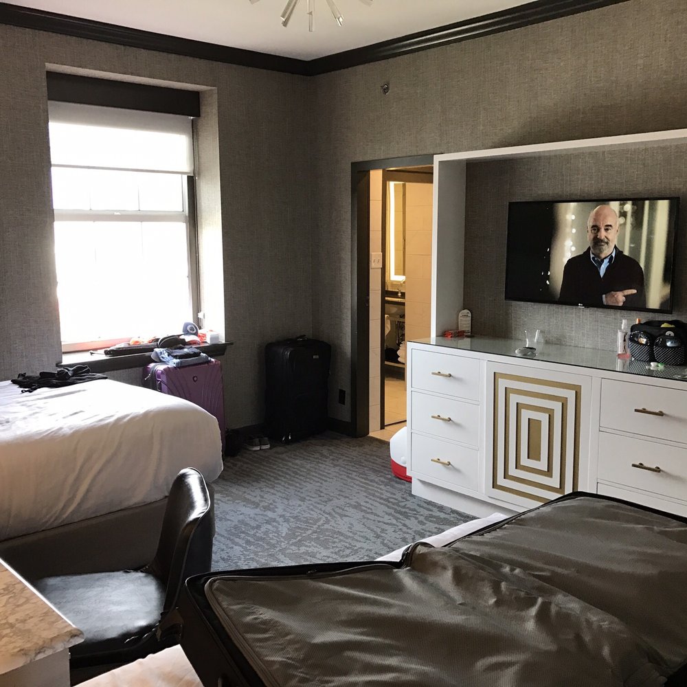 The Admiral Hotel - Great room - Hotels Near Me - Mobile, Alabama The Admiral Hotel - Great room - Hotels Near Me - Mobile, Alabama