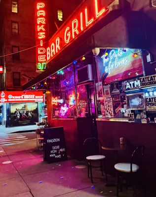 Parkside Lounge by null