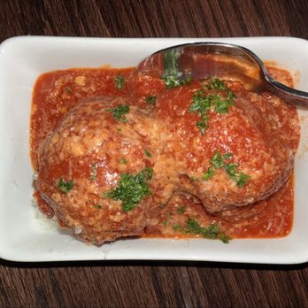 Bella Maci - Meatballs - DELICIOUS! - Italian Near Me - Folsom, California