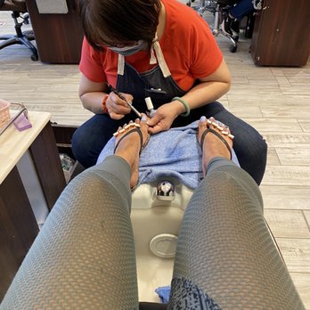Sunshine Nails - Nail Salons Near Me - Alexandria, Virginia
