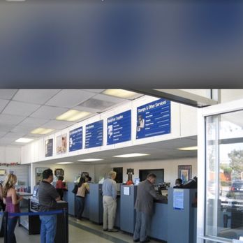 US Post Office - This photo is credited from a former yelp review: Jennifer L. as shown. But the rude lady employee was on the very end. 12/19/2020 12:40pm. - Post Offices Near Me - San Mateo, California