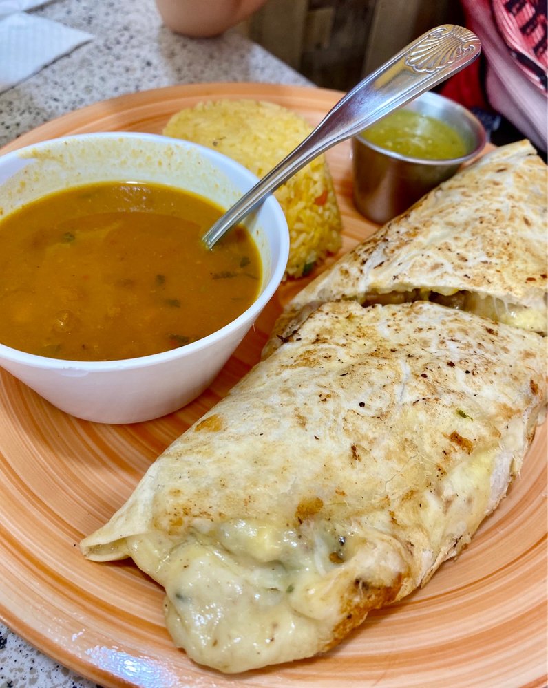 Mi Recuerdo Colombian & Mexican Restaurant
