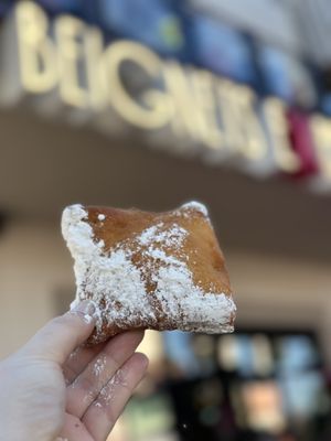 Beignets Expressed by null