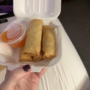 Veggie House - Vegetable Spring Roll - Vegan Near Me - Chicago, Illinois Veggie House - Vegetable Spring Roll - Vegan Near Me - Chicago, Illinois