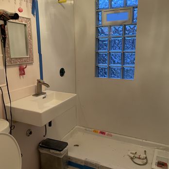 Herizon Home Builders - a bathroom being remodeled - General Contractors Near Me Herizon Home Builders - a bathroom being remodeled - General Contractors Near Me