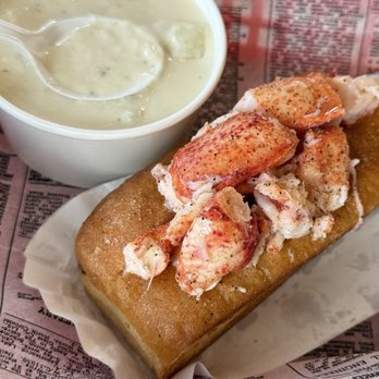 Lobster West - Lobster Roll Classic with Clam Chowder Combo - Seafood Near Me - San Diego, California Lobster West - Lobster Roll Classic with Clam Chowder Combo - Seafood Near Me - San Diego, California