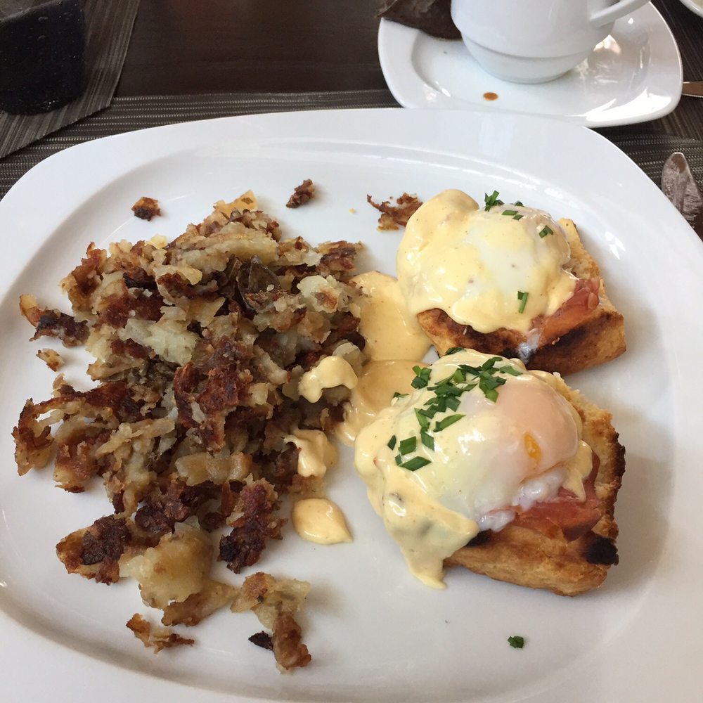 Gunther & Co - The Benedict. Very good and VERY HEAVY. He biscuit was so buttery and flaky (YUM) - Seafood Near Me - Baltimore, Maryland