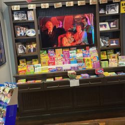 Cravin's Candy Emporium