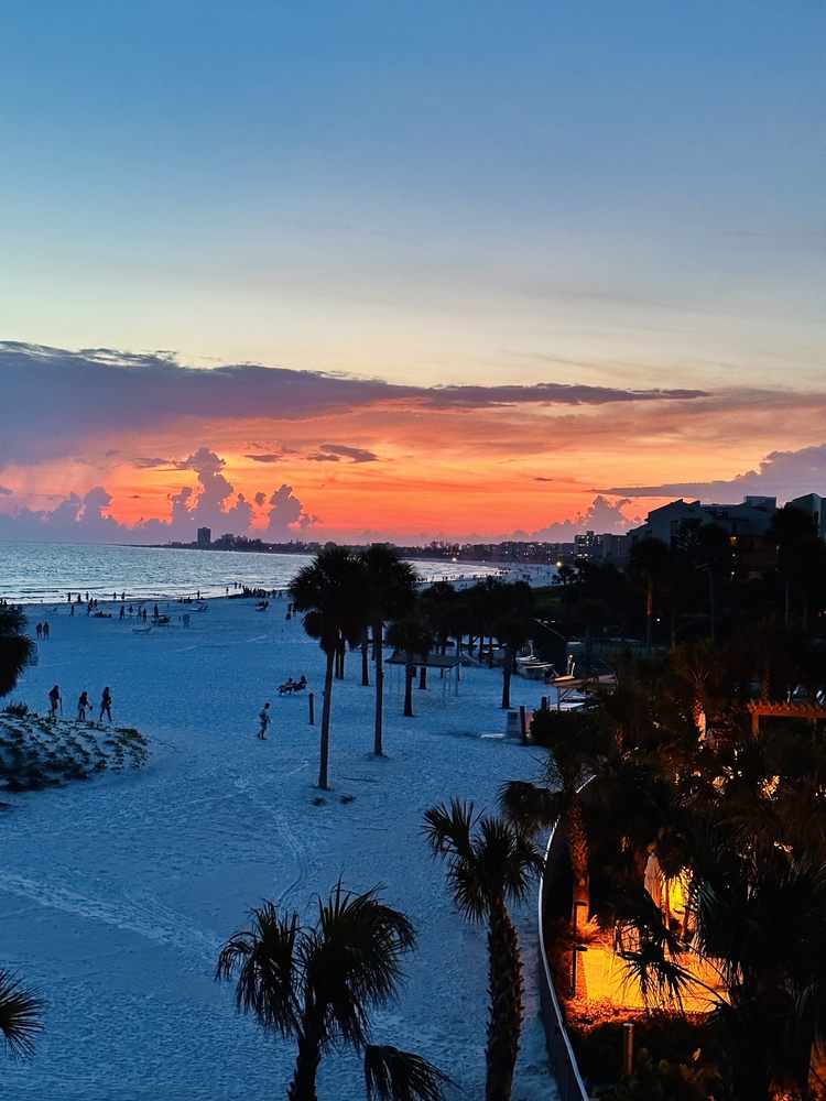 THE RESIDENCES ON SIESTA KEY BEACH - 48 Photos & 26 Reviews - 915