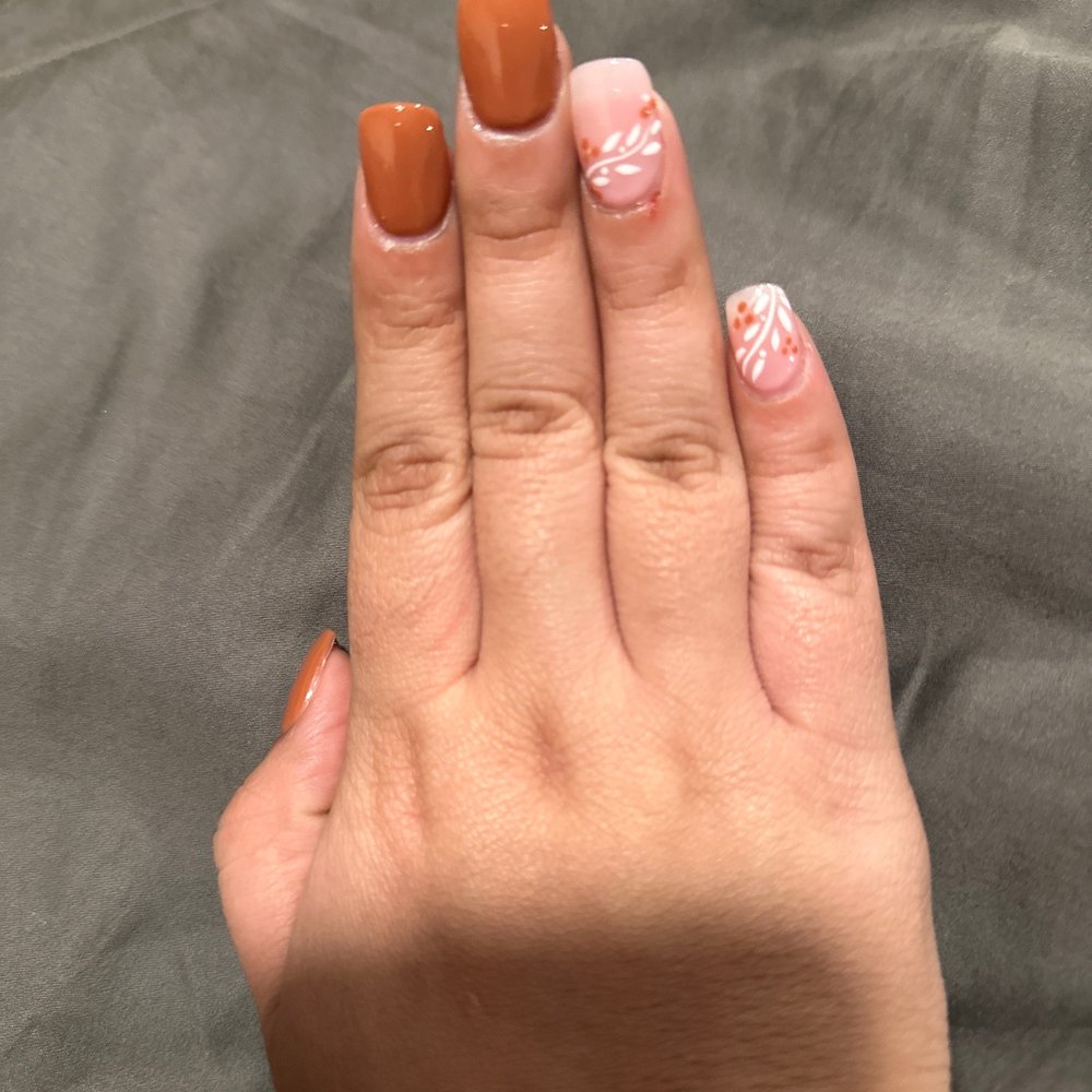 Fall nail design