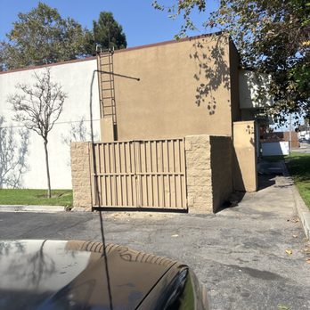 Bubble Express Carwash - Broken antenna - Car Wash Near Me - Lakewood, California