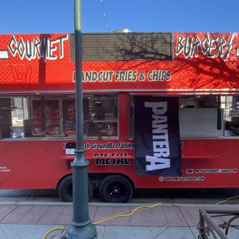 Metal Kitchen - Metal Kitchen set up at Suveg Cellars in Yucaipa. - Food Trucks Near Me