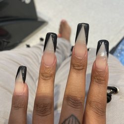 Brickell Nail Bar