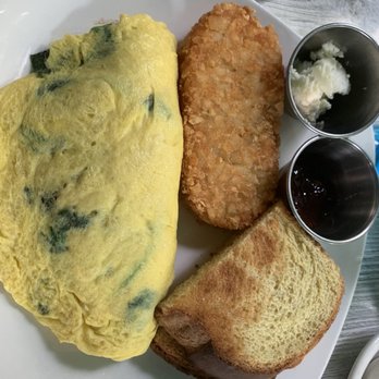 Sarabeth's Key West - Spinach and goat cheese omelette - American Near Me - Key West, Florida Sarabeth's Key West - Spinach and goat cheese omelette - American Near Me - Key West, Florida