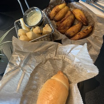 Salsa Rosada - Maduros. Yuca fries. Cheese empanada. - Colombian Near Me - St. Louis, Missouri Salsa Rosada - Maduros. Yuca fries. Cheese empanada. - Colombian Near Me - St. Louis, Missouri