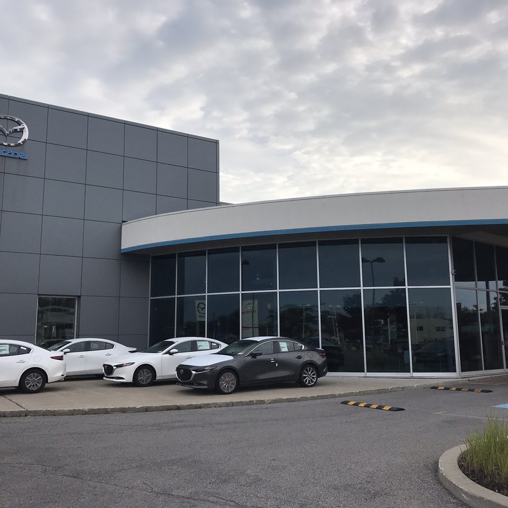 Mazda 2-20 - Front view - Car Dealers Near Me - Pincourt, Quebec