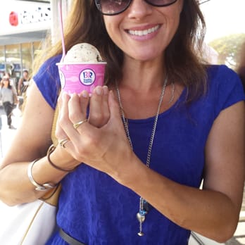Baskin-Robbins - Must try this: Trick Oreo Treat ice cream! - Ice Cream & Frozen Yogurt Near Me - Kalihi, Hawaii Baskin-Robbins - Must try this: Trick Oreo Treat ice cream! - Ice Cream & Frozen Yogurt Near Me - Kalihi, Hawaii