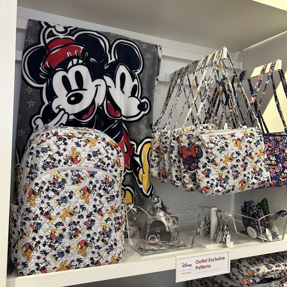 Vera Bradley Outlet - Shopping Centers Near Me - Southaven, Mississippi Vera Bradley Outlet - Shopping Centers Near Me - Southaven, Mississippi