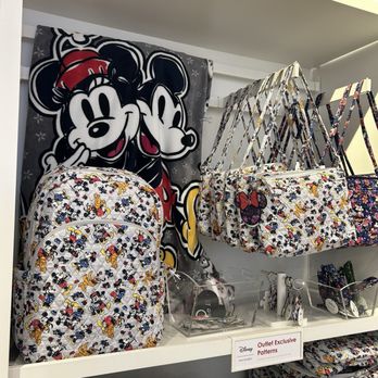 Vera Bradley Outlet - Shopping Centers Near Me - Southaven, Mississippi Vera Bradley Outlet - Shopping Centers Near Me - Southaven, Mississippi