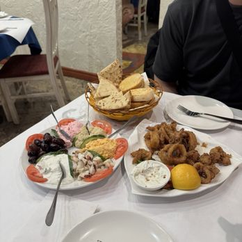 Ithaca Greek Mediterranean Restaurant - Mediterranean Near Me - Markham, Ontario