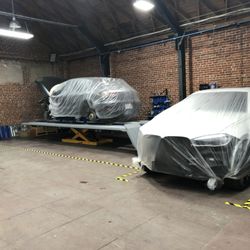 PUR Collision Center - Car O Liner Frame Machine