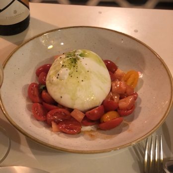 Bacaro - Burratta - Italian Near Me - Barcelona, B