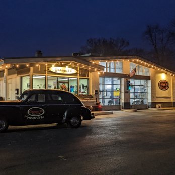 GARAGE 36 - Updated December 2025 - 11 Photos - 147 E William St