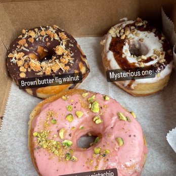 Nomad Donuts - The nutty donuts / IG: mamachoos.eats.travels - Donuts Near Me - San Diego, California Nomad Donuts - The nutty donuts / IG: mamachoos.eats.travels - Donuts Near Me - San Diego, California