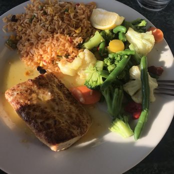Boathouse Restaurant - Mahi-mahi with seasonal vegetables and rice - Seafood Near Me - Winona Lake, Indiana Boathouse Restaurant - Mahi-mahi with seasonal vegetables and rice - Seafood Near Me - Winona Lake, Indiana