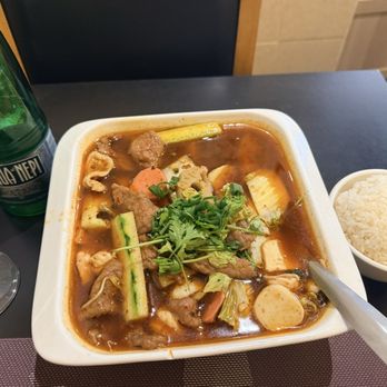 SiChuan - Got the Sichuan meat and seafood stew with white rice on the side. The dish was outstanding had the right among of spice and flavor. - Chinese Near Me - Rome, RM