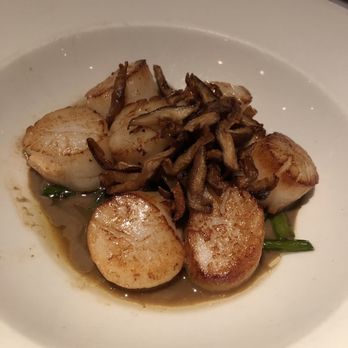 Old Ebbitt Grill - Maryland Day Boat Scallops* (GF) - Bars Near Me - Washington, DC, District of Columbia Old Ebbitt Grill - Maryland Day Boat Scallops* (GF) - Bars Near Me - Washington, DC, District of Columbia