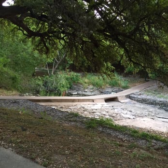 Seiders Springs Park - Shoal Creek crossing toward the springs and the altar - Parks Near Me - Austin, Texas Seiders Springs Park - Shoal Creek crossing toward the springs and the altar - Parks Near Me - Austin, Texas