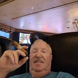 Just me enjoying a couple hours of peace and quiet Just me enjoying a couple hours of peace and quiet