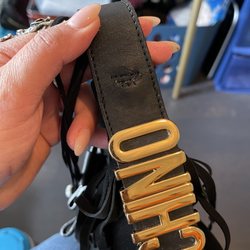 Cobblers Corner Shoe Repair - DO NOT USE THIS PLACE I HAD A LOOSE PIECE DID NOT AGFECT INTEGRITY OF THE BAG JUST WANTED SEWN IN THEY RUINED MY $1500 BAG.