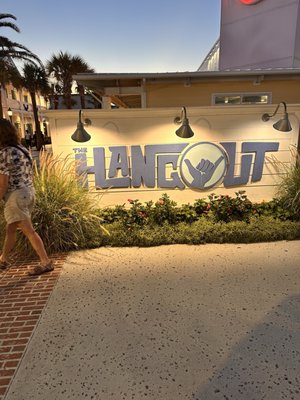 The Hangout by null