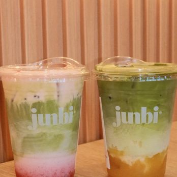 Junbi Matcha & Tea - Strawberry matcha latte & mango matcha latte - Tea Rooms Near Me - Brookline, Massachusetts