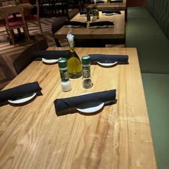 Carrabba's Italian Grill - Italian Near Me - Delray Beach, Florida
