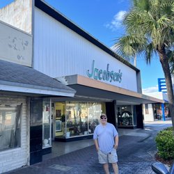 Jacobsen's - Outside view